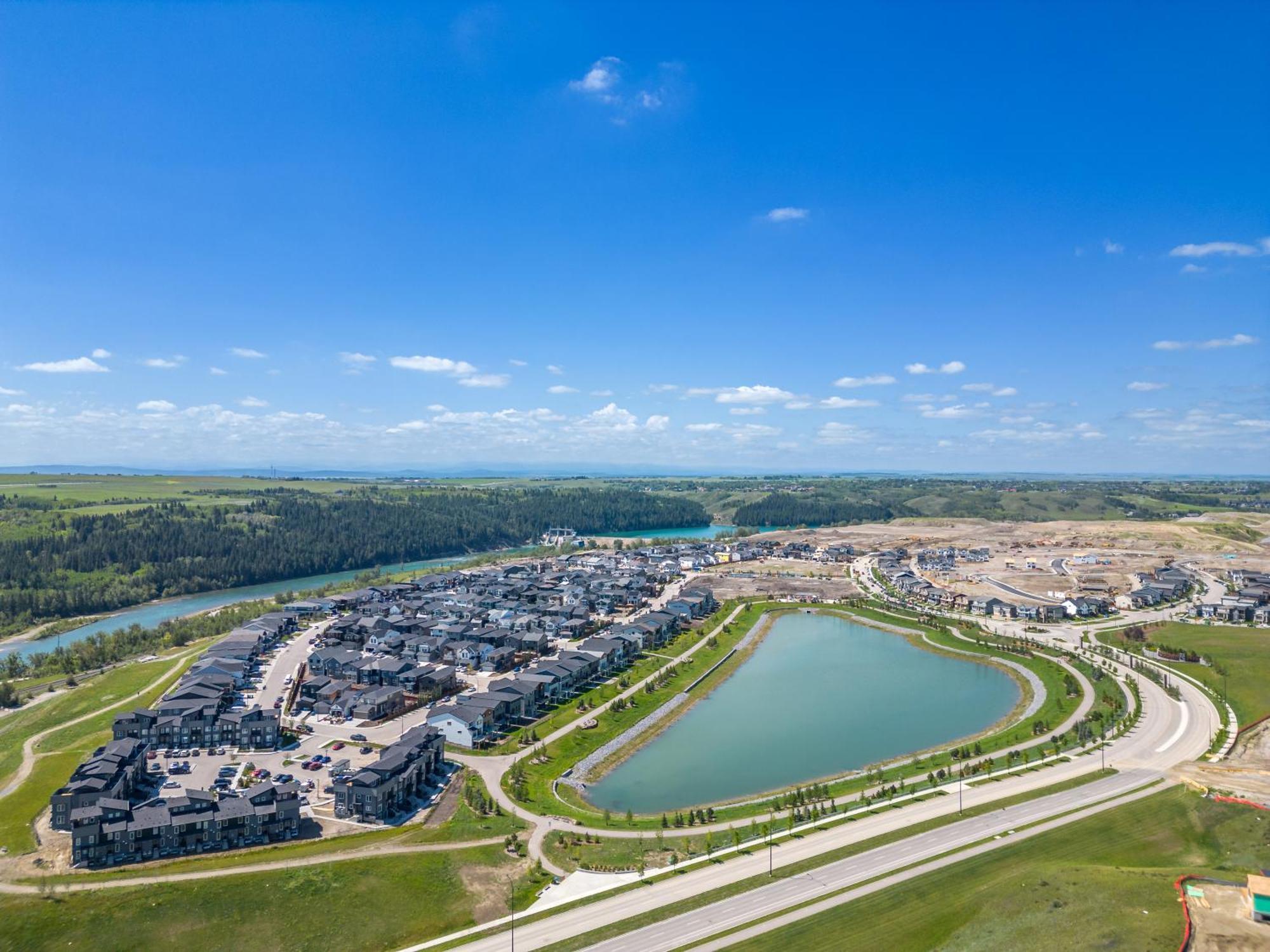Cozy Rockland Park Unit+Parking Lägenhet YYC Exteriör bild